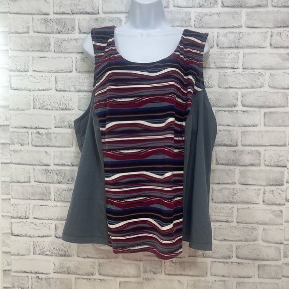 Monroe and Main Spandex Sleeveless Top NWT 3X - Picture 1 of 9